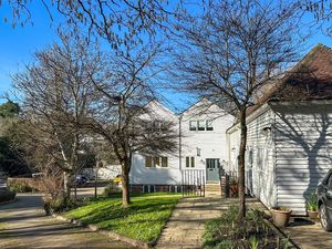 Photo 13- click for photo gallery